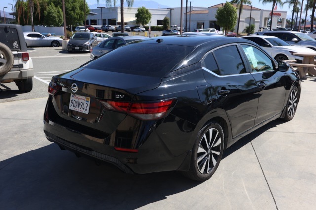2022 Nissan Sentra SV photo 3