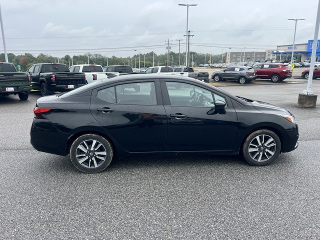 2021 Nissan Versa 1.6 SV photo 8