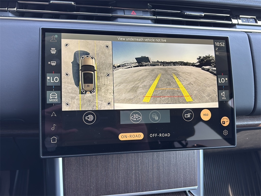 2025 Land Rover Range Rover SE photo 10