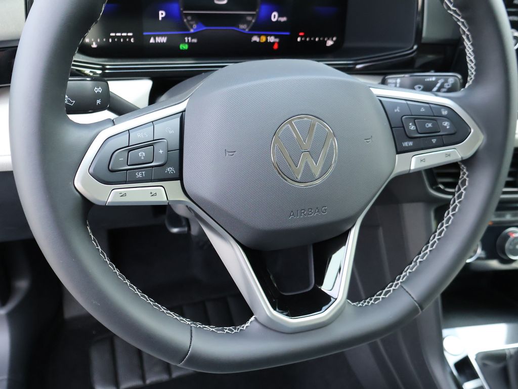 2025 Volkswagen Taos S photo 24