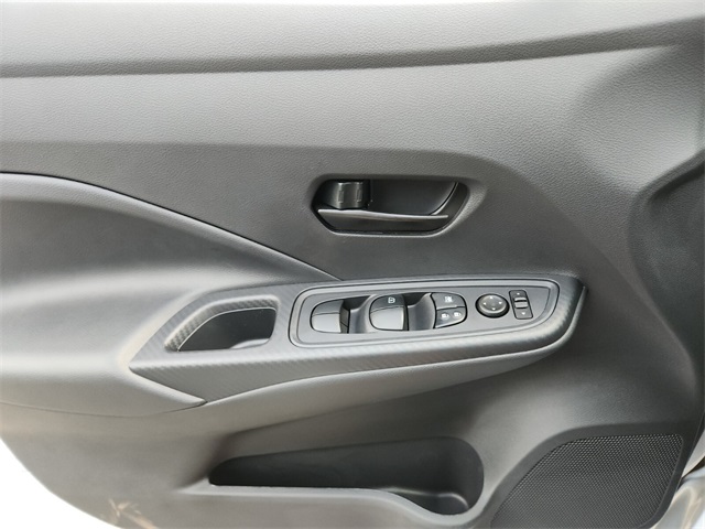 2025 Nissan Versa S photo 19