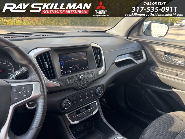 2024 Gmc Terrain SLE photo 3