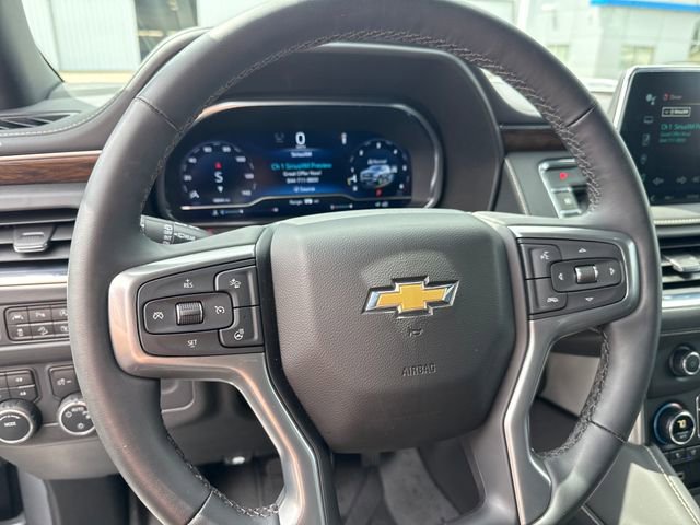 2024 Chevrolet Suburban Premier photo 16