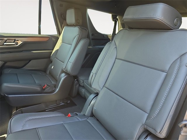 2025 Gmc Yukon Denali photo 13