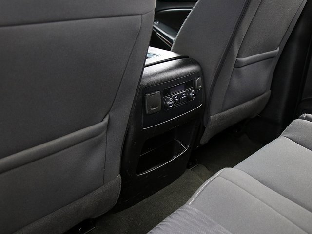 2018 Gmc Yukon SLE photo 13