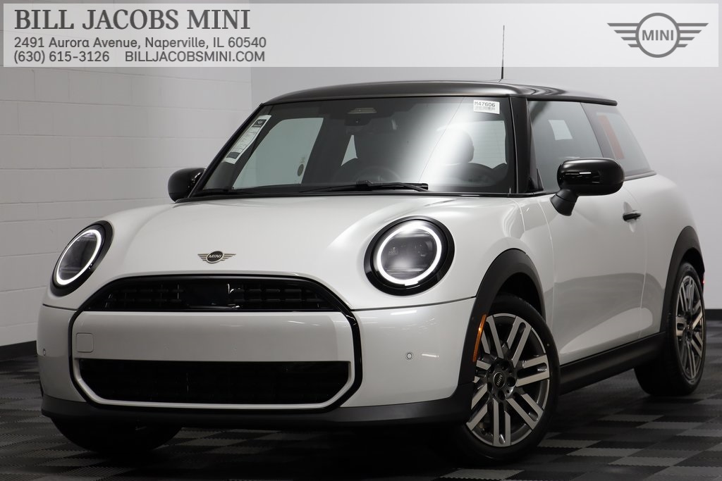 2026 MINI Hardtop 2 Door's photo