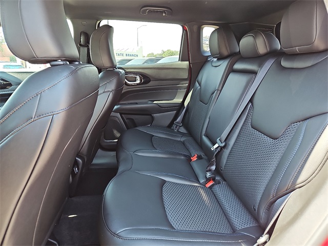 2025 Jeep Compass Latitude photo 10