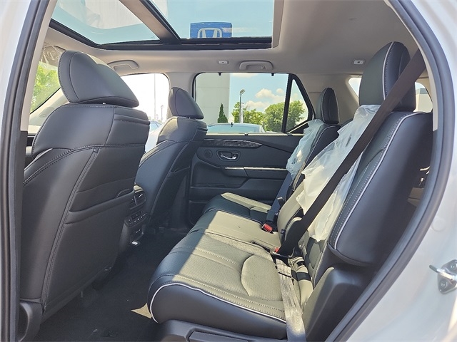 2025 Honda Pilot Elite photo 9