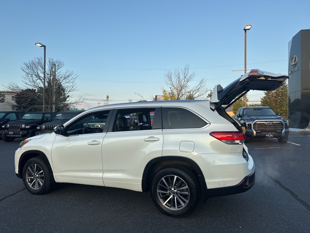 2018 Toyota Highlander XLE photo 9