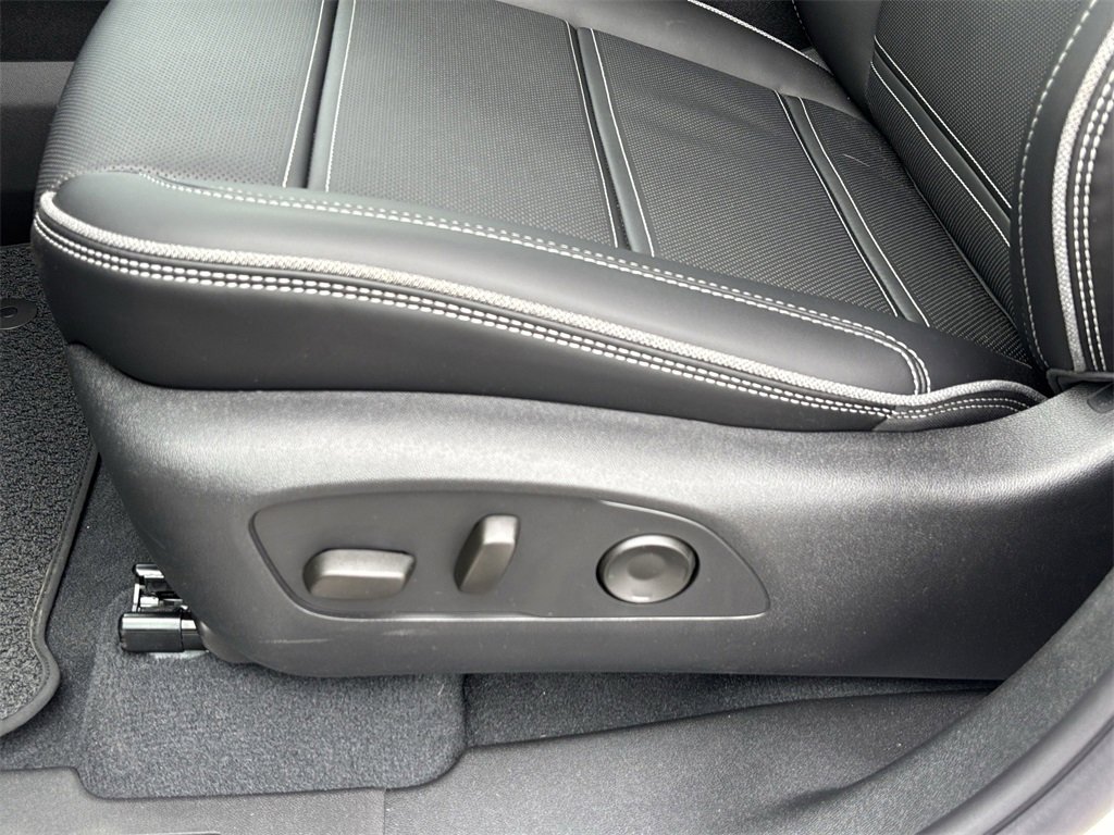 2025 Gmc Sierra EV Denali photo 16