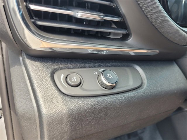 2025 Buick Envista Preferred photo 19