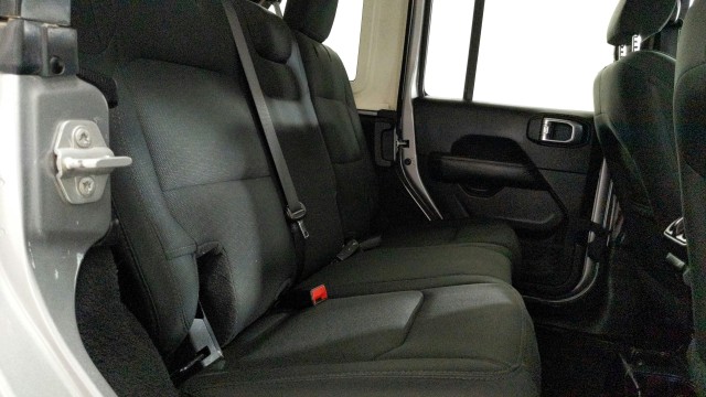 Used 2020 BULLET SILVER METALLIC C Jeep Sahara image 30