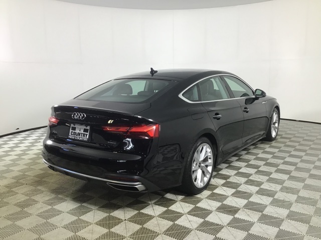 2022 Audi A5 Premium Plus Quattro photo 7