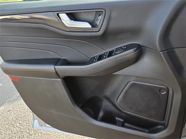 2023 Ford Escape ST-Line photo 27