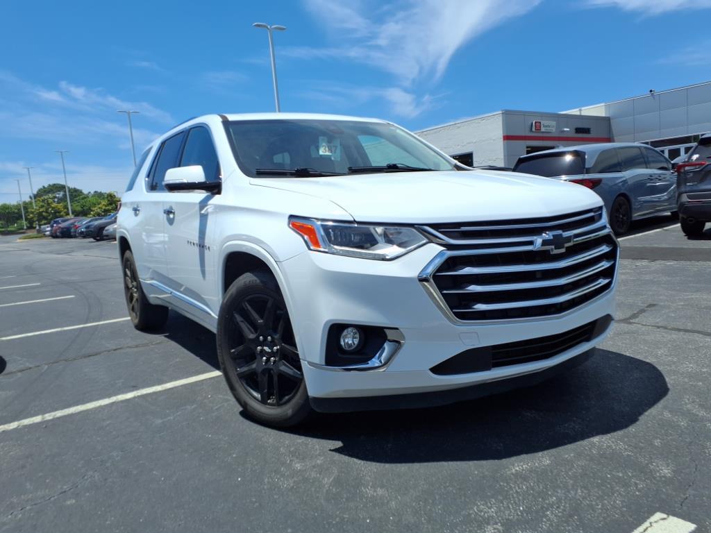 2019 Chevrolet Traverse High Country photo 3