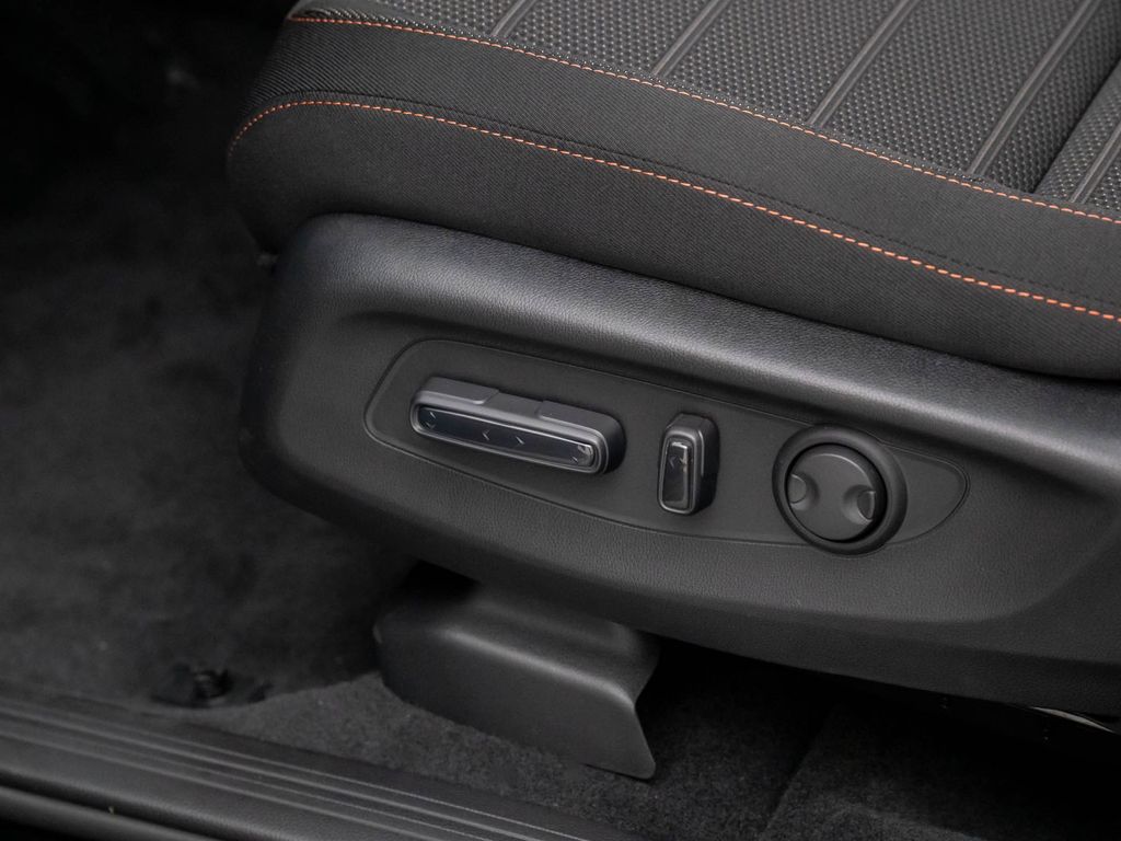 2026 Honda CR-V Hybrid photo 7