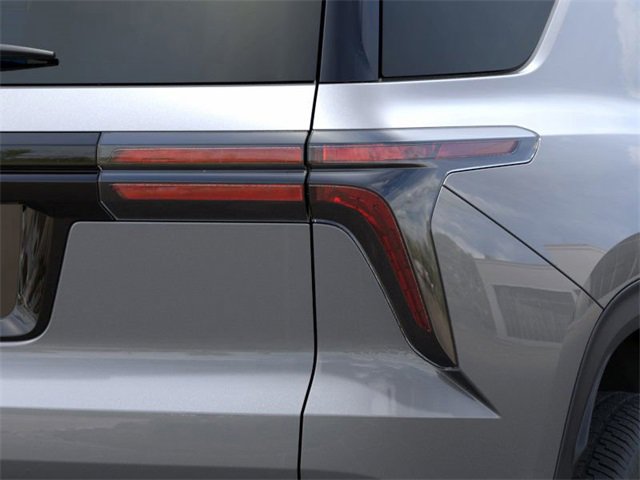 2025 Chevrolet Traverse photo 11