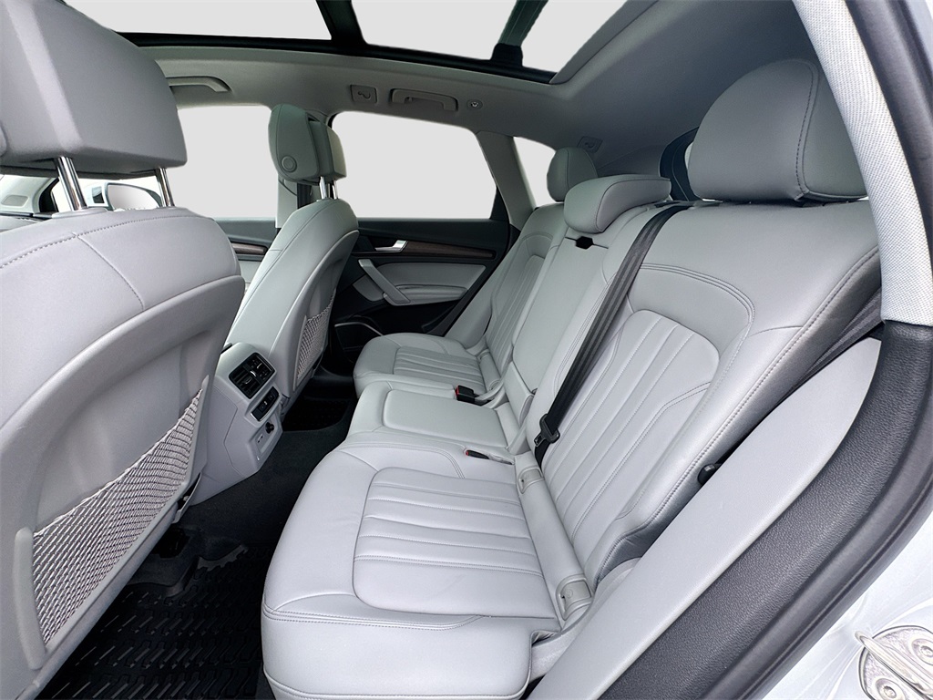2022 Audi Q5 45 S line Premium Plus photo 26