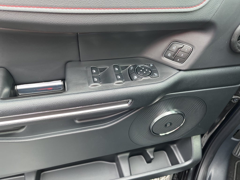 2024 Ford Expedition Limited photo 9