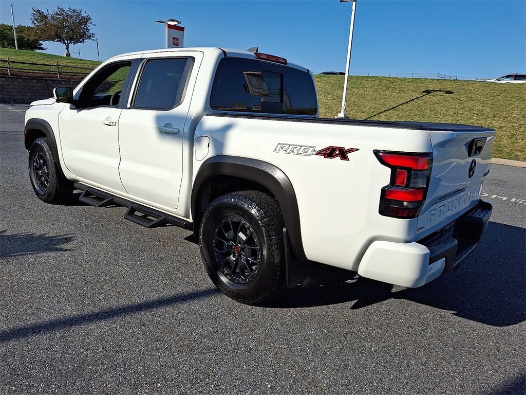 2024 Nissan Frontier PRO-4X photo 7