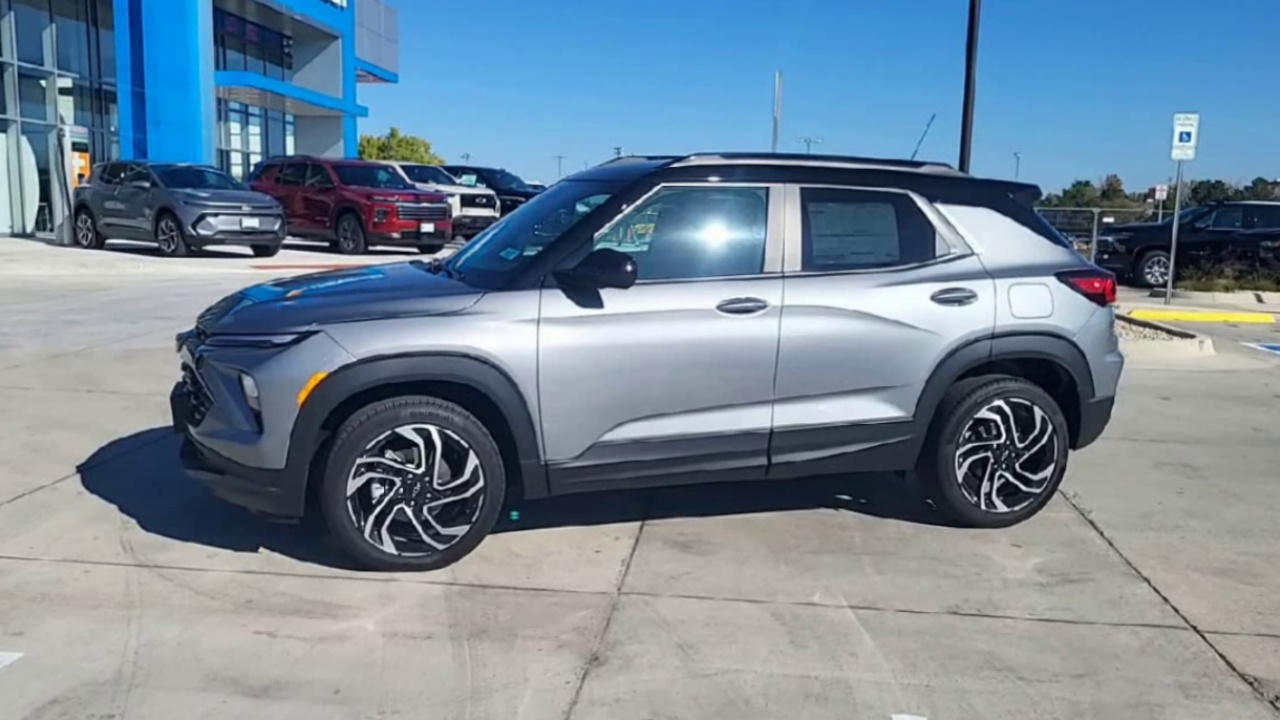 2026 Chevrolet Trailblazer RS photo 3
