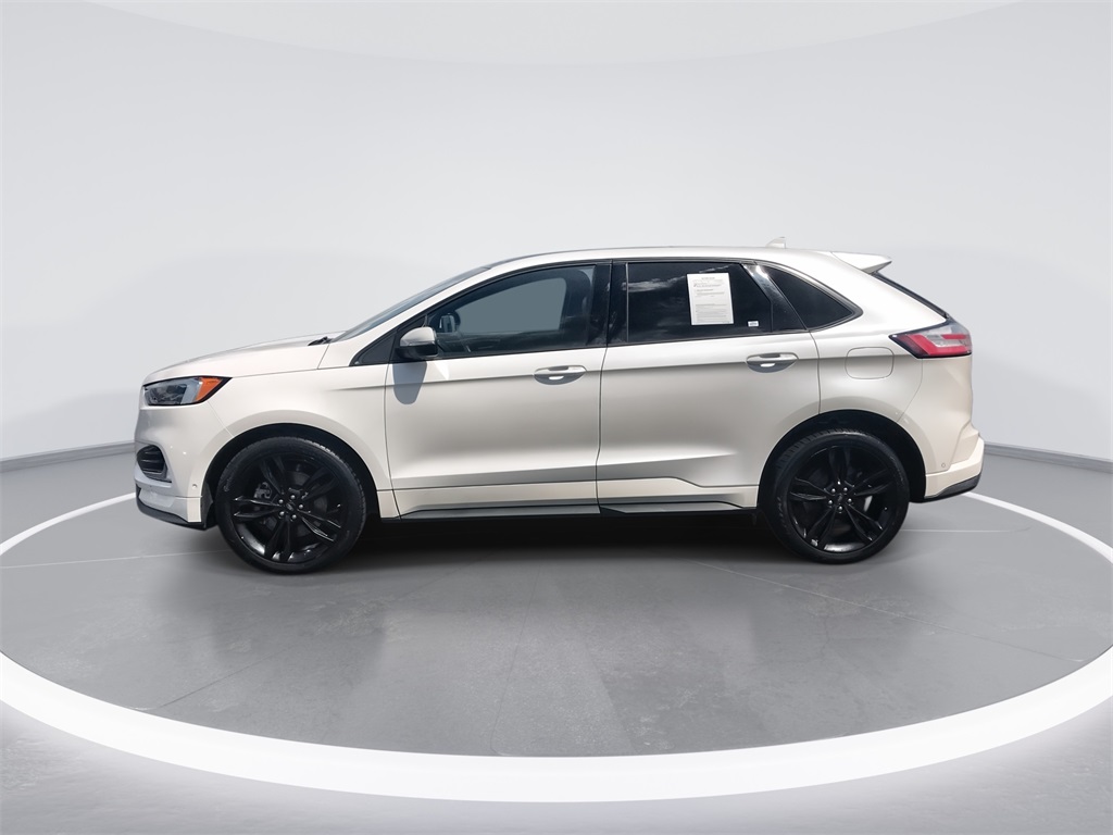 2019 Ford Edge ST photo 5