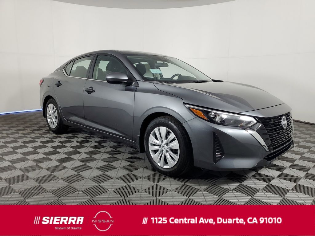 2025 Nissan Sentra S's photo