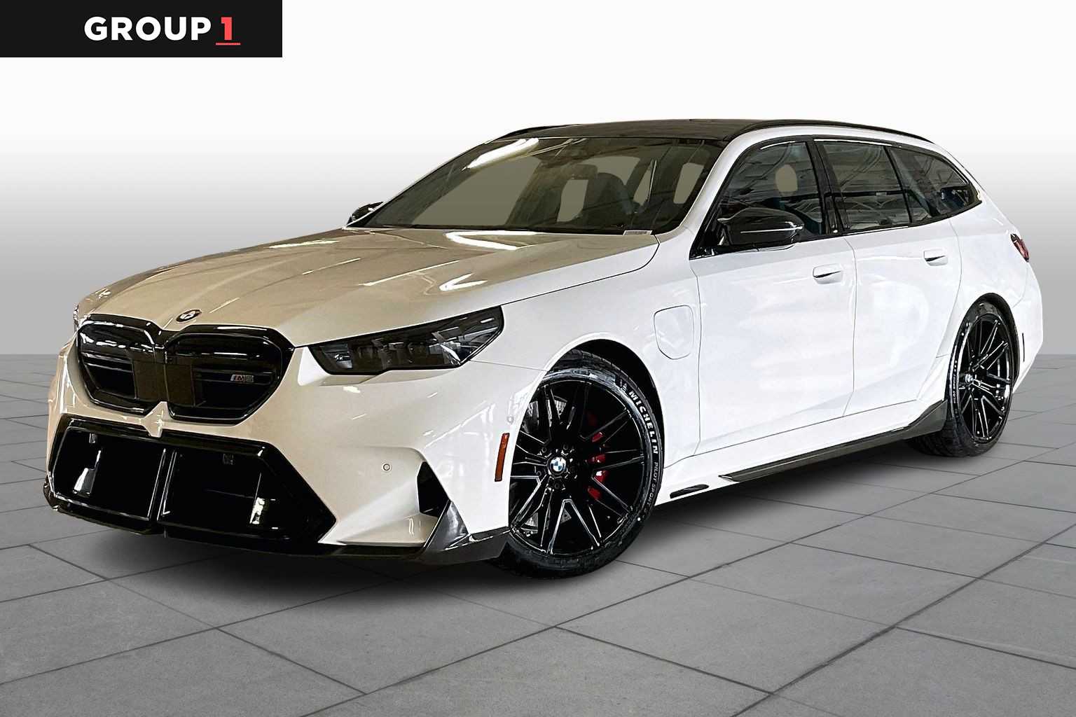 2026 BMW M5 M5 Touring's photo