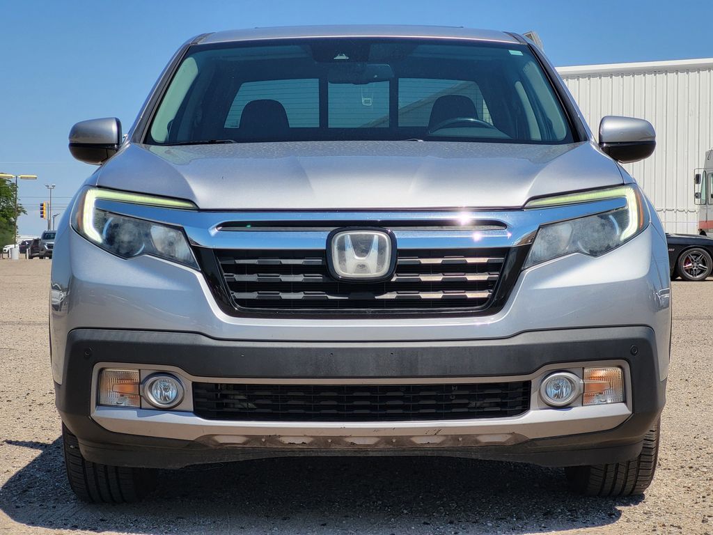 2019 Honda Ridgeline RTL-E photo 2