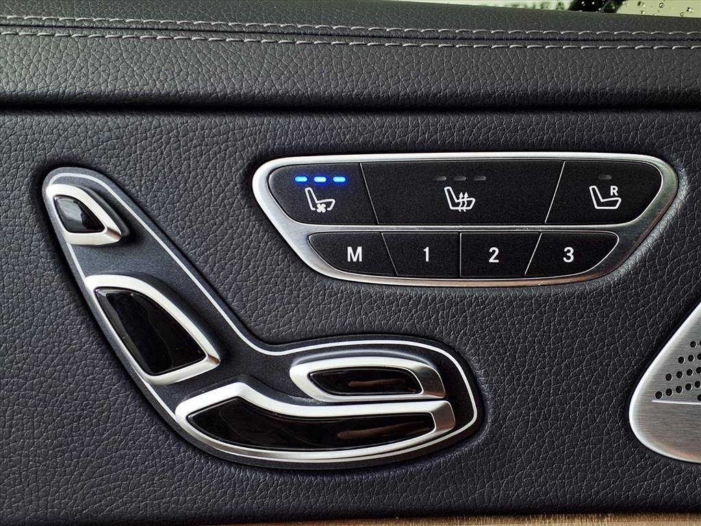 2014 Mercedes Benz S 550 photo 9