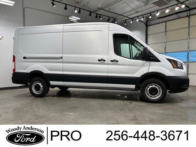 2025 Ford Transit photo 4