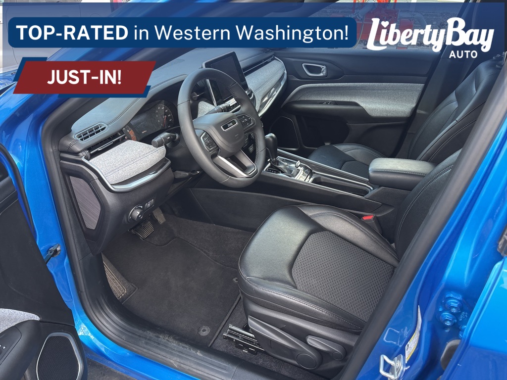2025 Jeep Compass Latitude photo 5