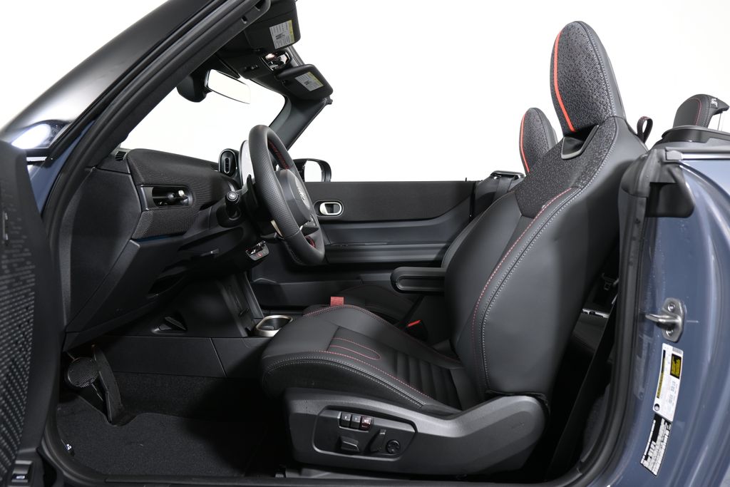 2026 Mini Cooper Convertible Iconic photo 3