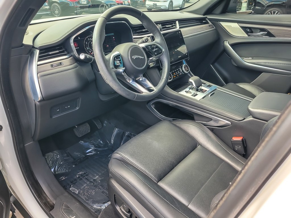 2023 Jaguar F-PACE P250 S photo 10