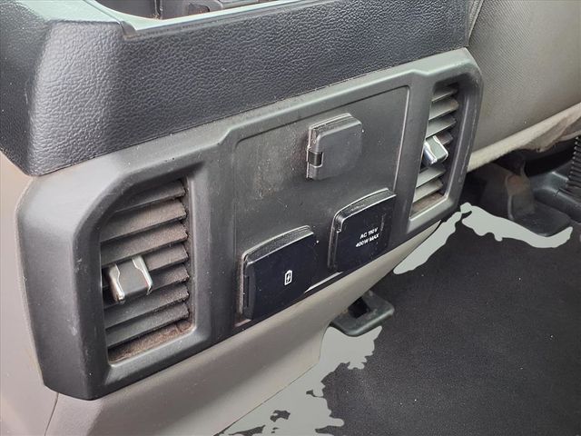 2019 Ford F-150 XLT photo 18