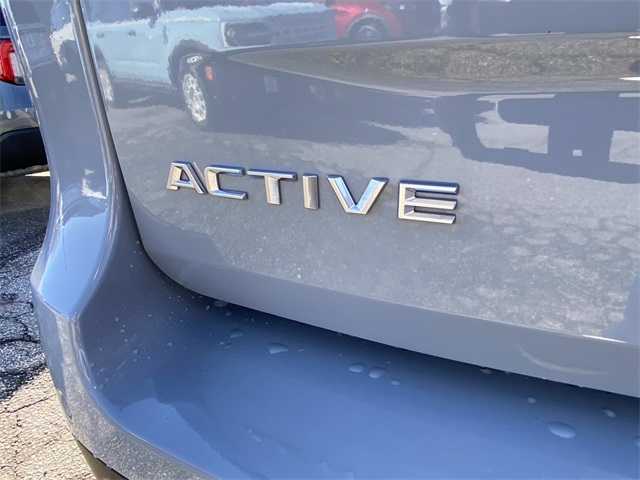 2025 Ford Expedition photo 3