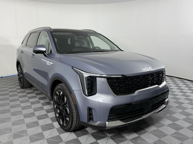 2025 Kia Sorento SX's photo