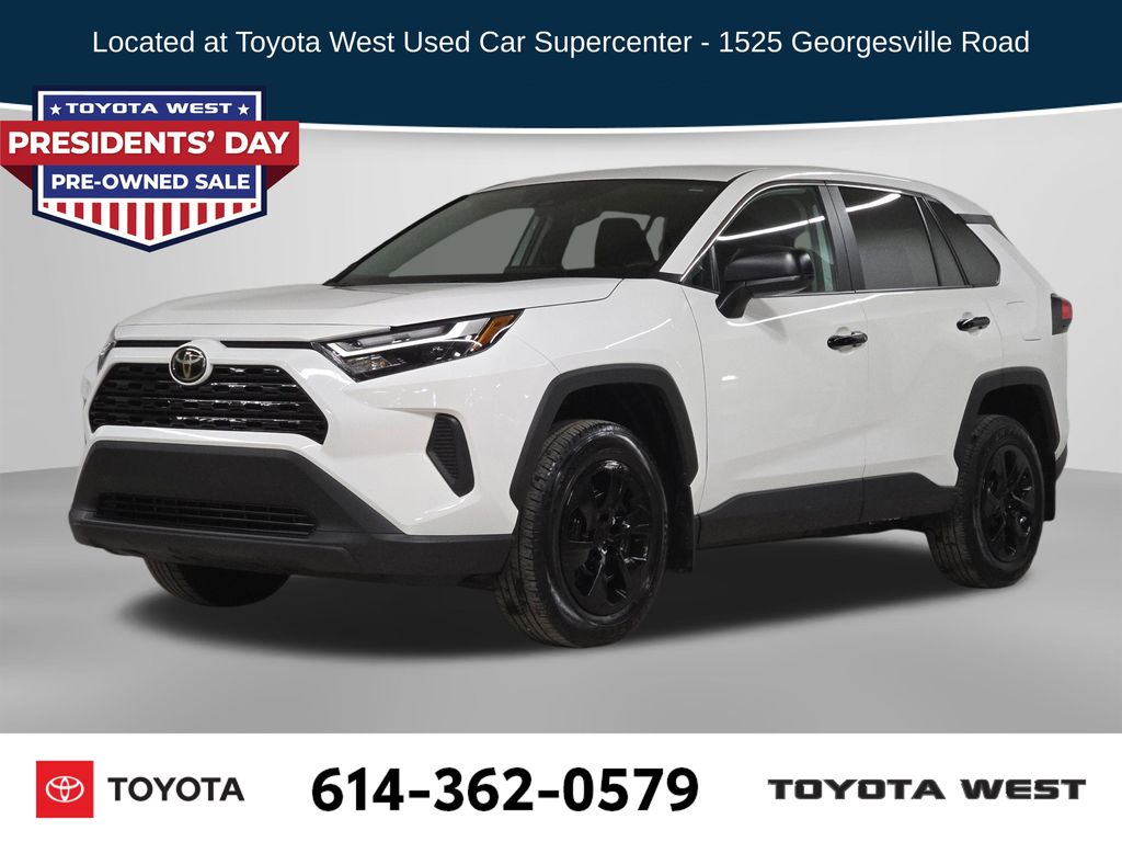 2024 Toyota RAV4 LE