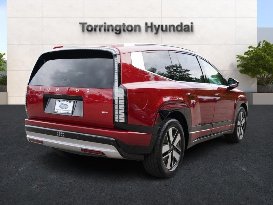 2026 Hyundai Ioniq SEL photo 7