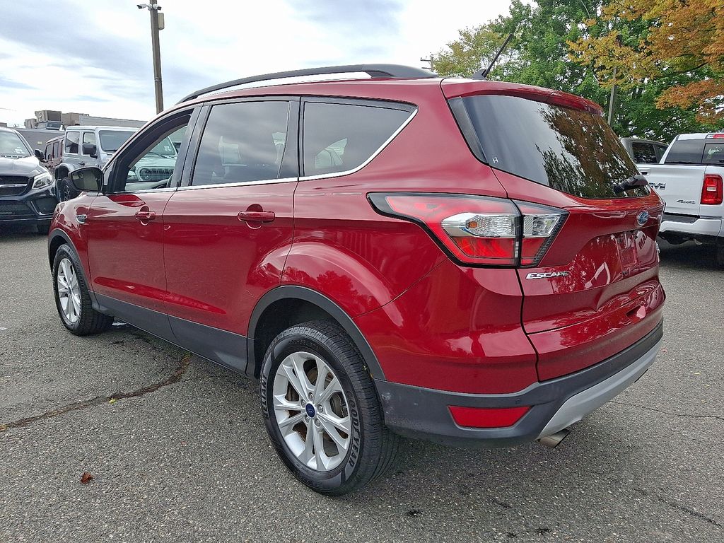 2018 Ford Escape SEL photo 3