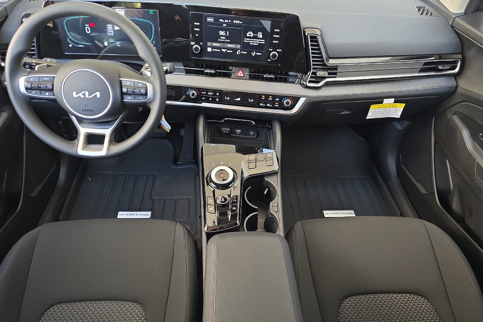 2025 Kia Sportage Hybrid LX photo 9
