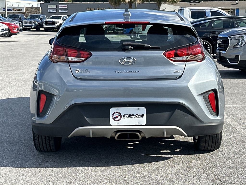 2021 Hyundai Veloster 2.0L Premium photo 6