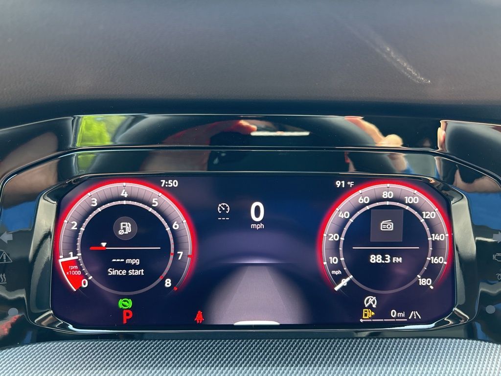2025 Volkswagen Golf GTI SE photo 15