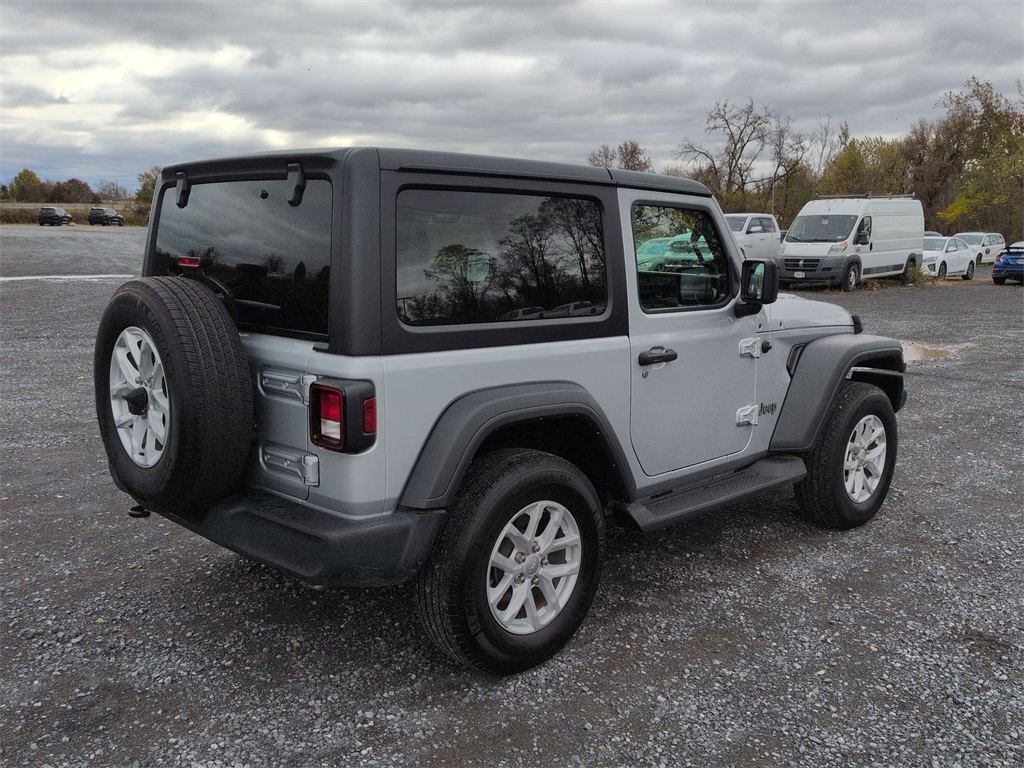 2023 Jeep Wrangler Sport S photo 3