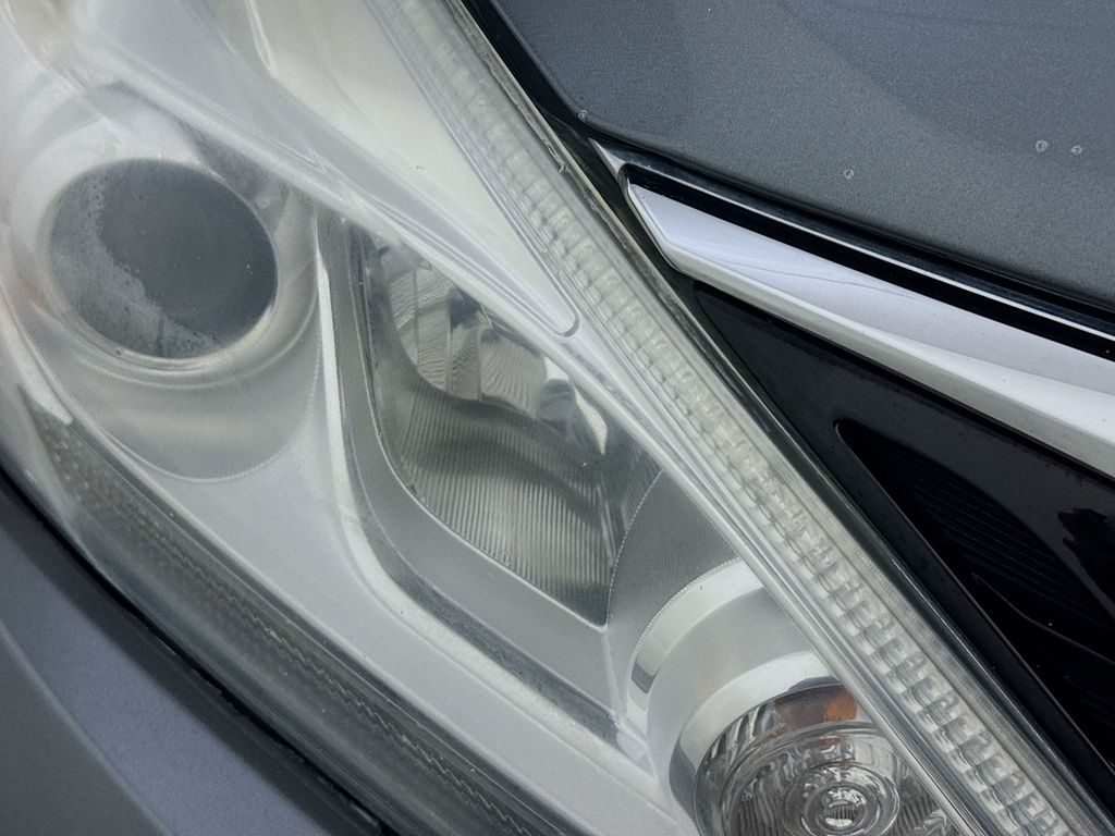 2016 Nissan Murano SV photo 37