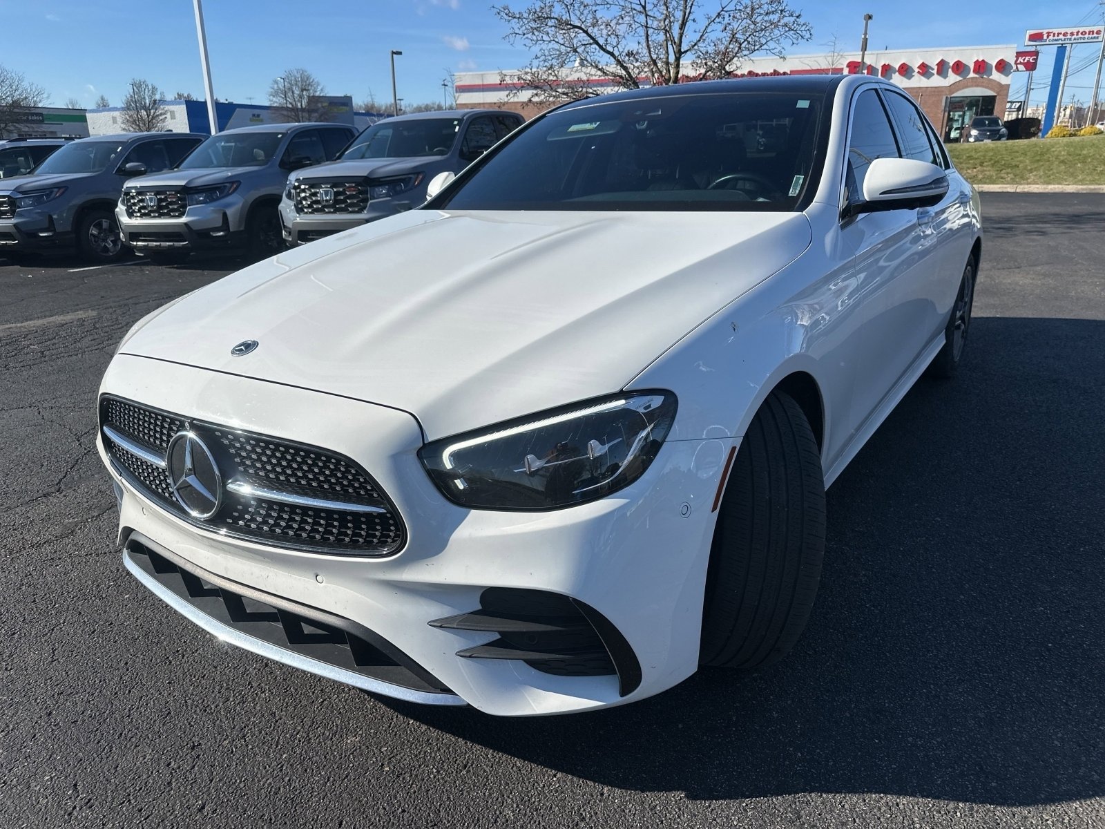 2023 Mercedes Benz E 350 photo 3