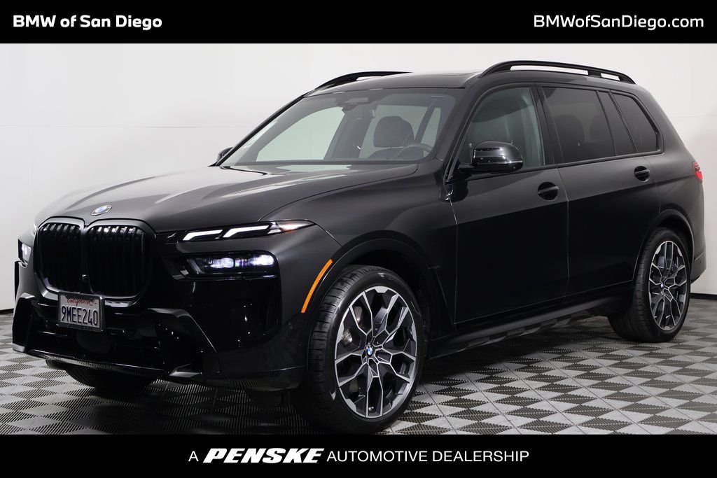 2024 BMW X7 40i's photo