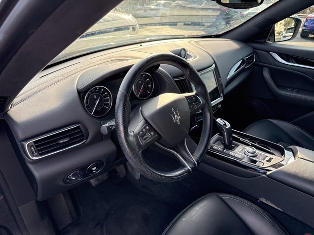 2022 Maserati Levante Modena photo 2