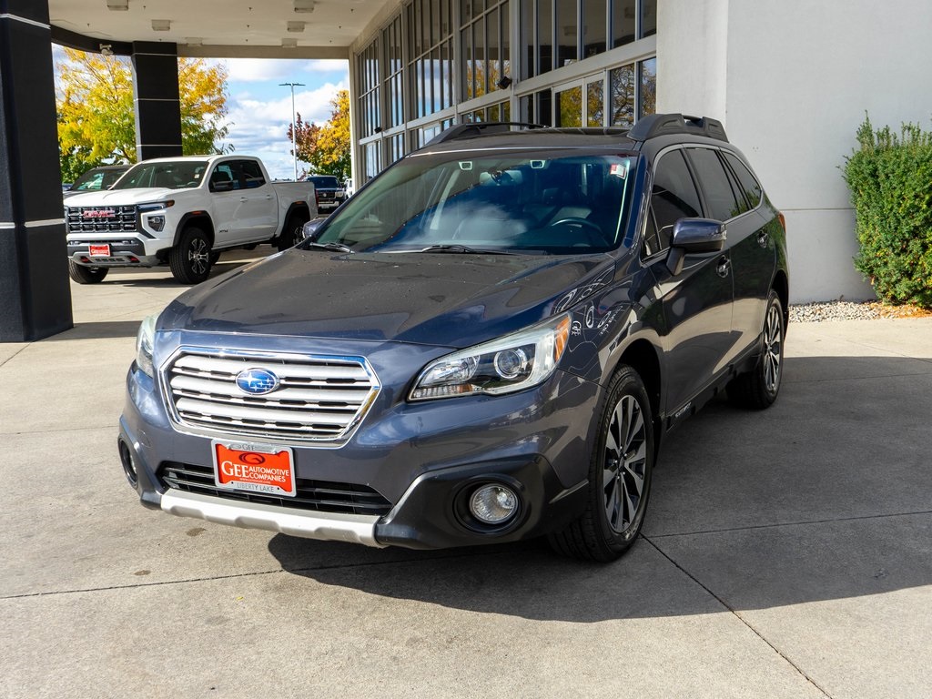 2016 Subaru Outback 3.6R Limited photo 2