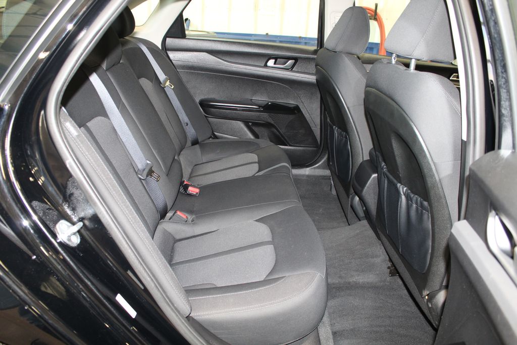 2023 Kia K5 LXS photo 16